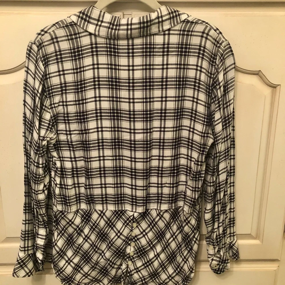 Talbot’s Black and White Plaid Blouse - Picture 3 of 4
